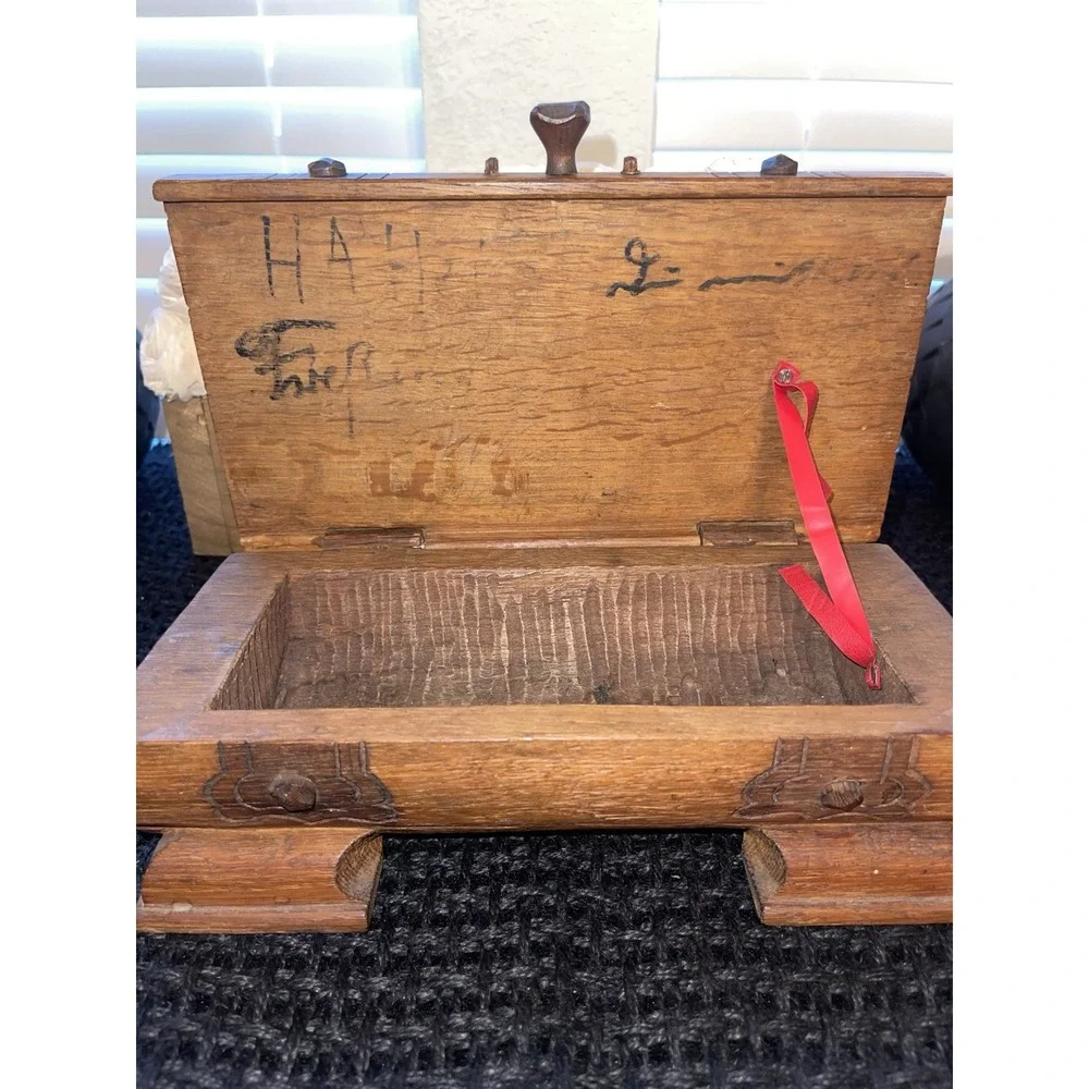 Vintage Handmade Carved Wood Box With Wrought Iron Knob Jewelry‎ Money Misc Box